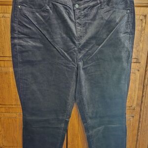 Talbots Stunning black corduroy jegging NWT.